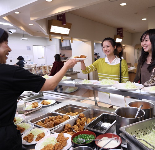 อาหารที่ขายดีที่สุดในโรงอาหารของ APU